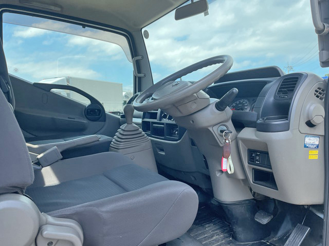 日産アトラス平ボディ小型（2t・3t）[写真35]