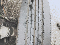 三菱ふそうキャンターガッツ平ボディ小型（2t・3t）[写真12]