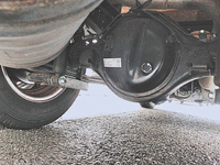 三菱ふそうキャンターガッツ平ボディ小型（2t・3t）[写真17]