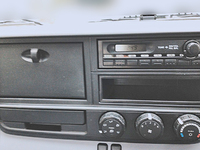 三菱ふそうキャンターガッツ平ボディ小型（2t・3t）[写真24]