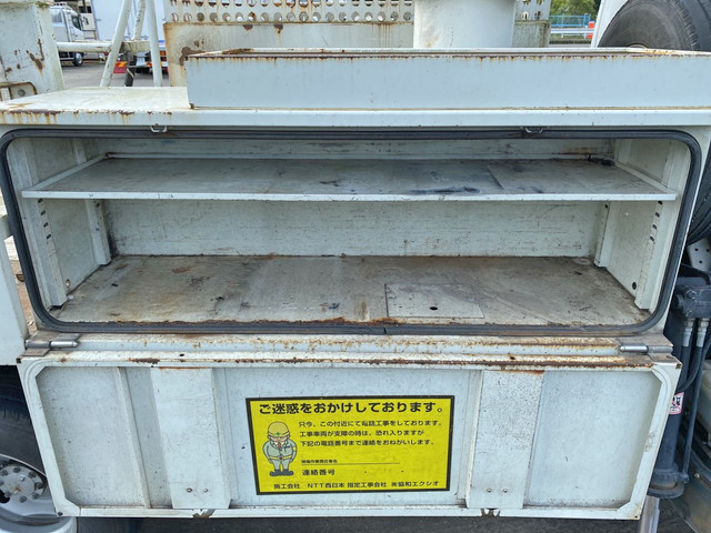 いすゞエルフ高所作業車小型（2t・3t）[写真15]