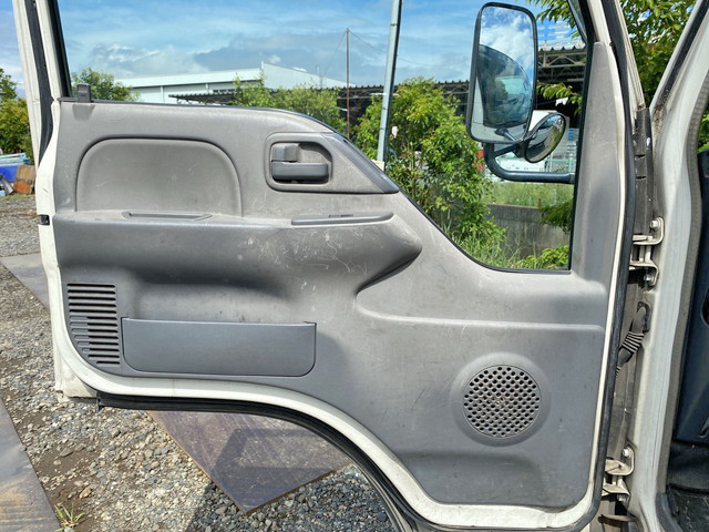 いすゞエルフ高所作業車小型（2t・3t）[写真28]