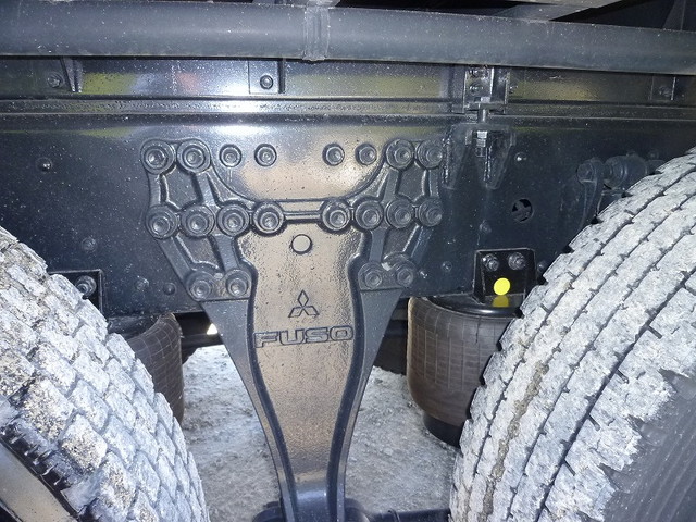 三菱ふそうスーパーグレートアルミウイング大型（10t）[写真11]