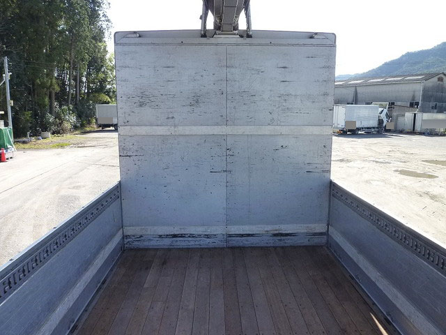 三菱ふそうスーパーグレートアルミウイング大型（10t）[写真24]