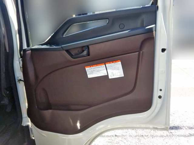 日野レンジャーアルミウイング中型（4t）[写真24]