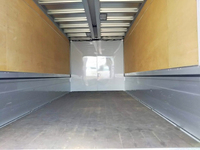 日野レンジャーアルミウイング中型（4t）[写真07]