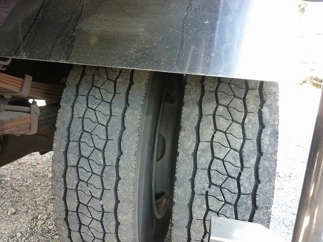 三菱ふそうキャンターパッカー車（塵芥車）小型（2t・3t）[写真10]