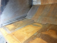 三菱ふそうキャンターパッカー車（塵芥車）小型（2t・3t）[写真24]