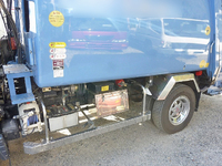 三菱ふそうキャンターパッカー車（塵芥車）小型（2t・3t）[写真09]