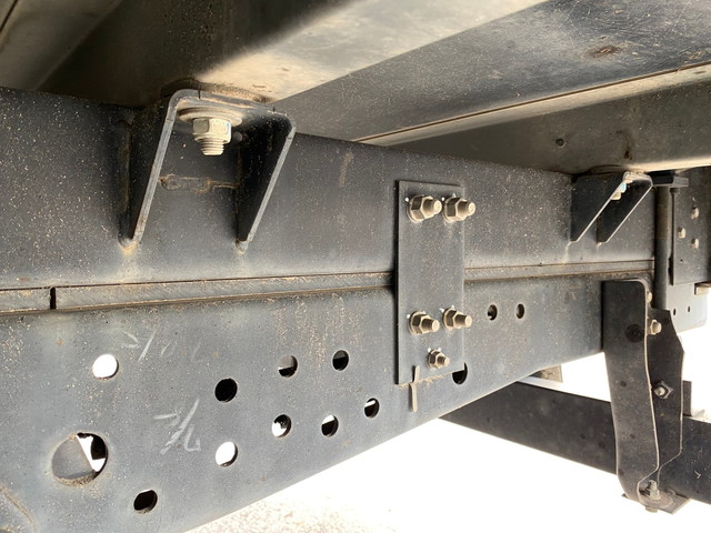 いすゞエルフ冷凍車（冷蔵車）小型（2t・3t）[写真18]