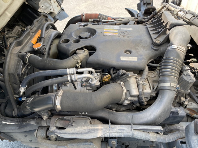 いすゞエルフ冷凍車（冷蔵車）小型（2t・3t）[写真23]