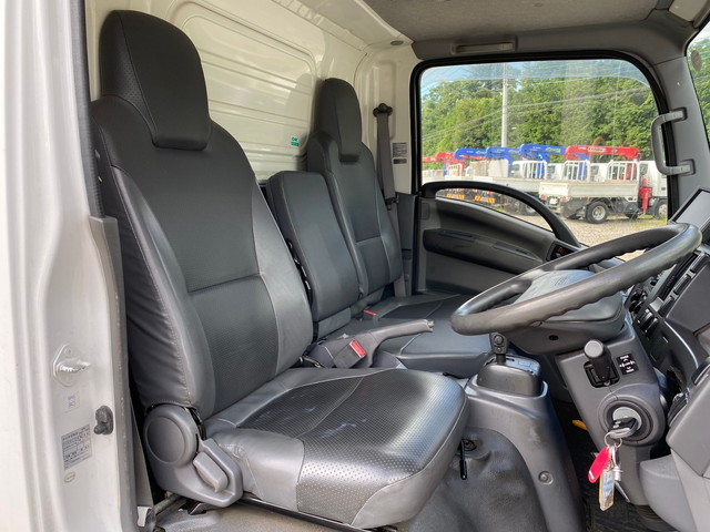 いすゞエルフ冷凍車（冷蔵車）小型（2t・3t）[写真28]