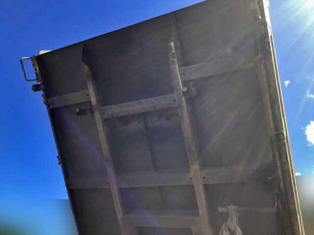 三菱ふそうキャンターダンプ小型（2t・3t）[写真08]