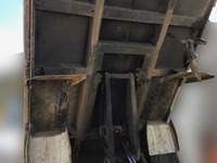 三菱ふそうキャンターダンプ小型（2t・3t）[写真09]