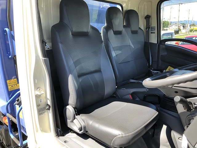 いすゞエルフパッカー車（塵芥車）小型（2t・3t）[写真15]