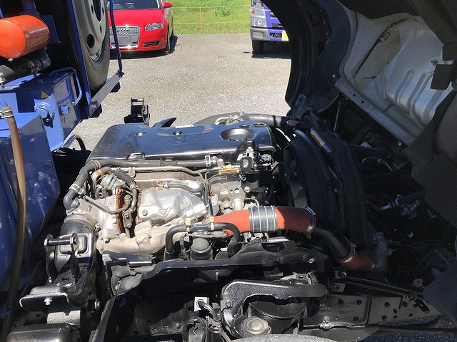 いすゞエルフパッカー車（塵芥車）小型（2t・3t）[写真18]