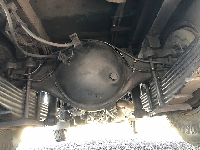 いすゞエルフパッカー車（塵芥車）小型（2t・3t）[写真19]