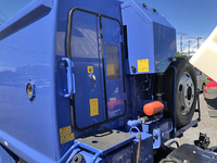 いすゞエルフパッカー車（塵芥車）小型（2t・3t）[写真25]