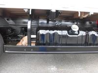 いすゞエルフクレーン3段小型（2t・3t）[写真12]