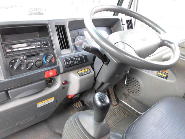 いすゞエルフクレーン3段小型（2t・3t）[写真18]