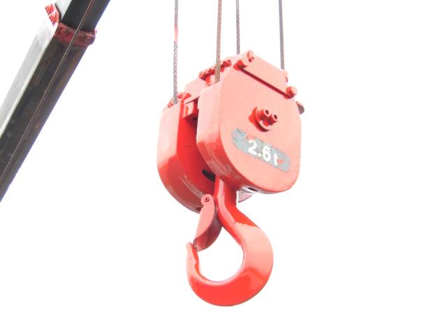 いすゞエルフクレーン3段小型（2t・3t）[写真32]