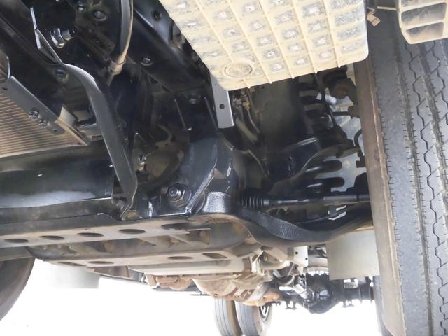 いすゞエルフクレーン3段小型（2t・3t）[写真36]