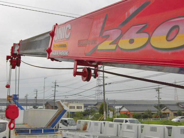 いすゞエルフクレーン3段小型（2t・3t）[写真08]