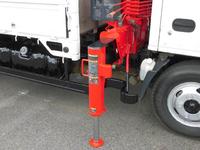 いすゞエルフクレーン3段小型（2t・3t）[写真09]