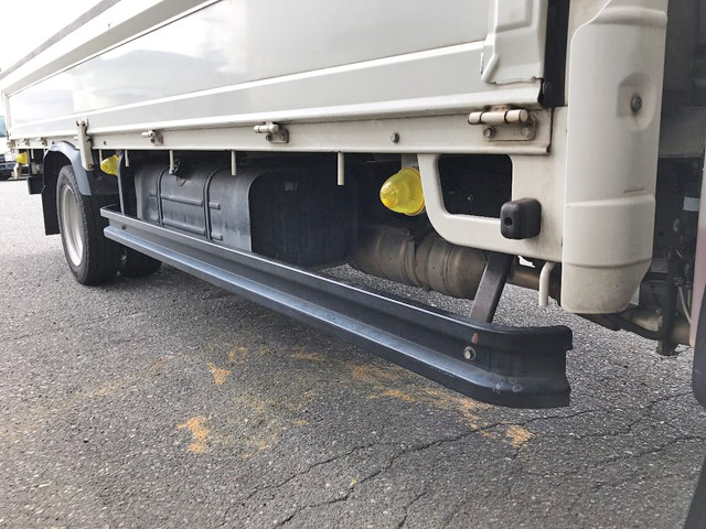 日野デュトロ平ボディ小型（2t・3t）[写真15]