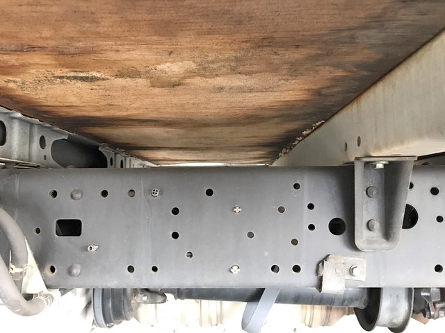 日野デュトロ平ボディ小型（2t・3t）[写真23]