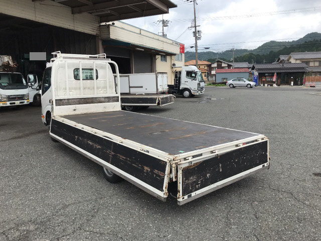 日野デュトロ平ボディ小型（2t・3t）[写真10]