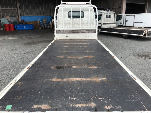 日野デュトロ平ボディ小型（2t・3t）[写真11]