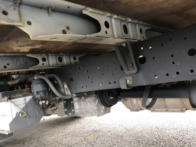 日野デュトロ平ボディ小型（2t・3t）[写真18]