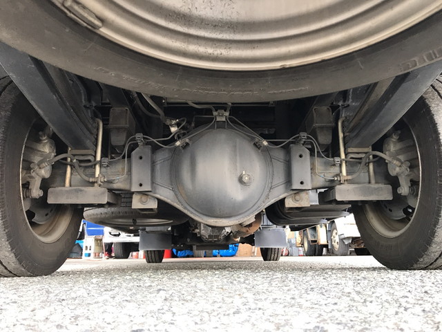 日野デュトロ平ボディ小型（2t・3t）[写真19]