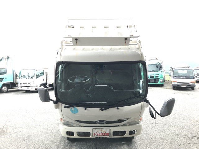 日野デュトロ平ボディ小型（2t・3t）[写真06]