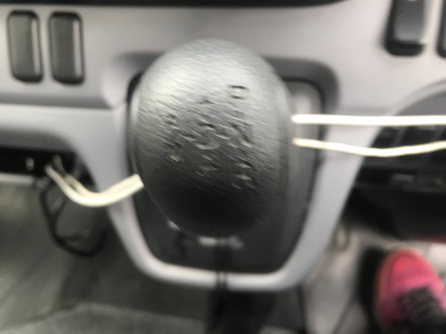 三菱ふそうキャンターガッツ平ボディ小型（2t・3t）[写真15]