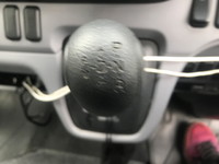 三菱ふそうキャンターガッツ平ボディ小型（2t・3t）[写真15]