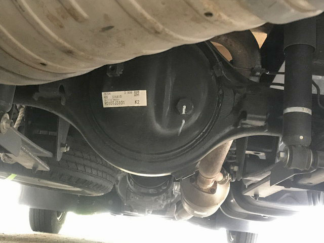 三菱ふそうキャンターガッツ平ボディ小型（2t・3t）[写真08]