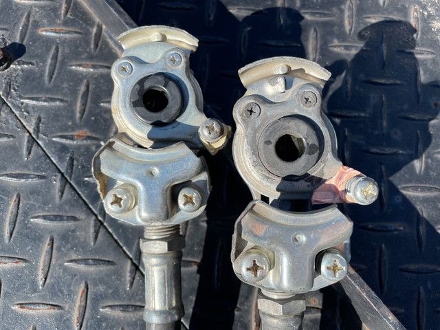 三菱ふそうスーパーグレートトレーラーヘッド（トラクターヘッド）大型（10t）[写真13]