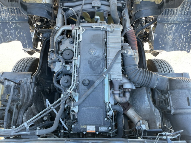 三菱ふそうスーパーグレートトレーラーヘッド（トラクターヘッド）大型（10t）[写真21]