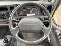 いすゞエルフ高所作業車小型（2t・3t）[写真30]