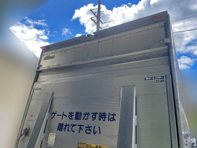 いすゞエルフアルミバン小型（2t・3t）[写真04]