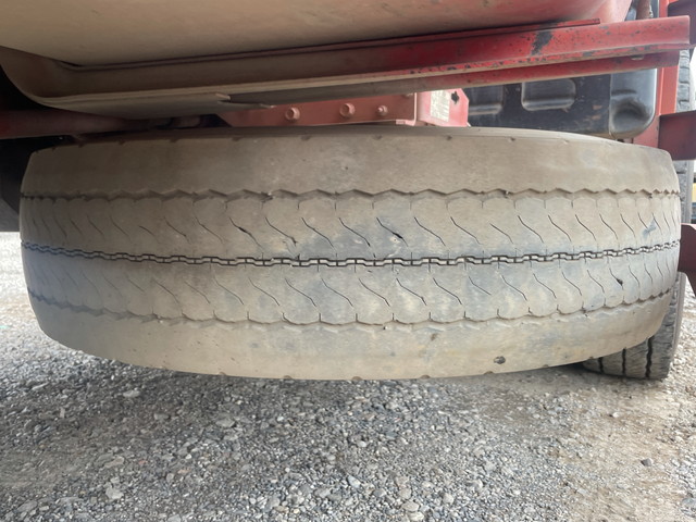 いすゞギガダンプ大型（10t）[写真21]