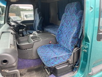 いすゞギガダンプ大型（10t）[写真28]