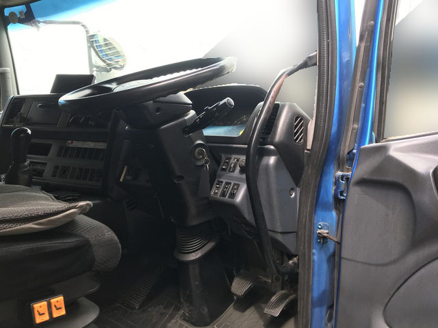 日野プロフィアアルミウイング大型（10t）[写真18]