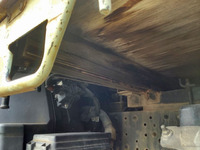 三菱ふそうキャンター平ボディ小型（2t・3t）[写真10]