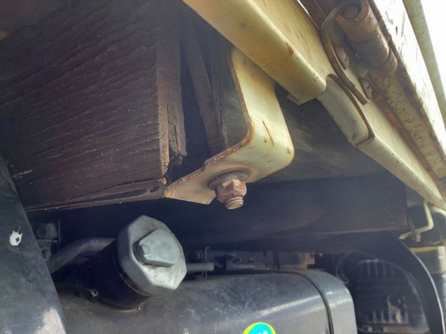 三菱ふそうキャンター平ボディ小型（2t・3t）[写真11]