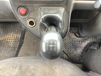 三菱ふそうキャンター平ボディ小型（2t・3t）[写真24]