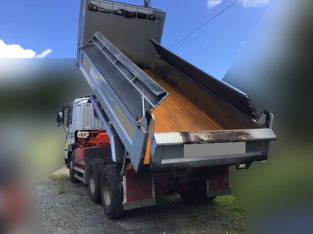 いすゞギガダンプ大型（10t）[写真02]