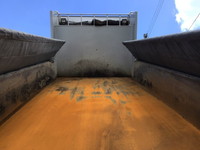 いすゞギガダンプ大型（10t）[写真03]